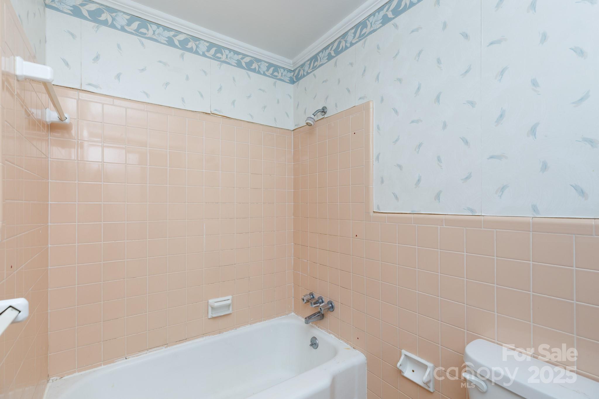 1447 Sullivan Street