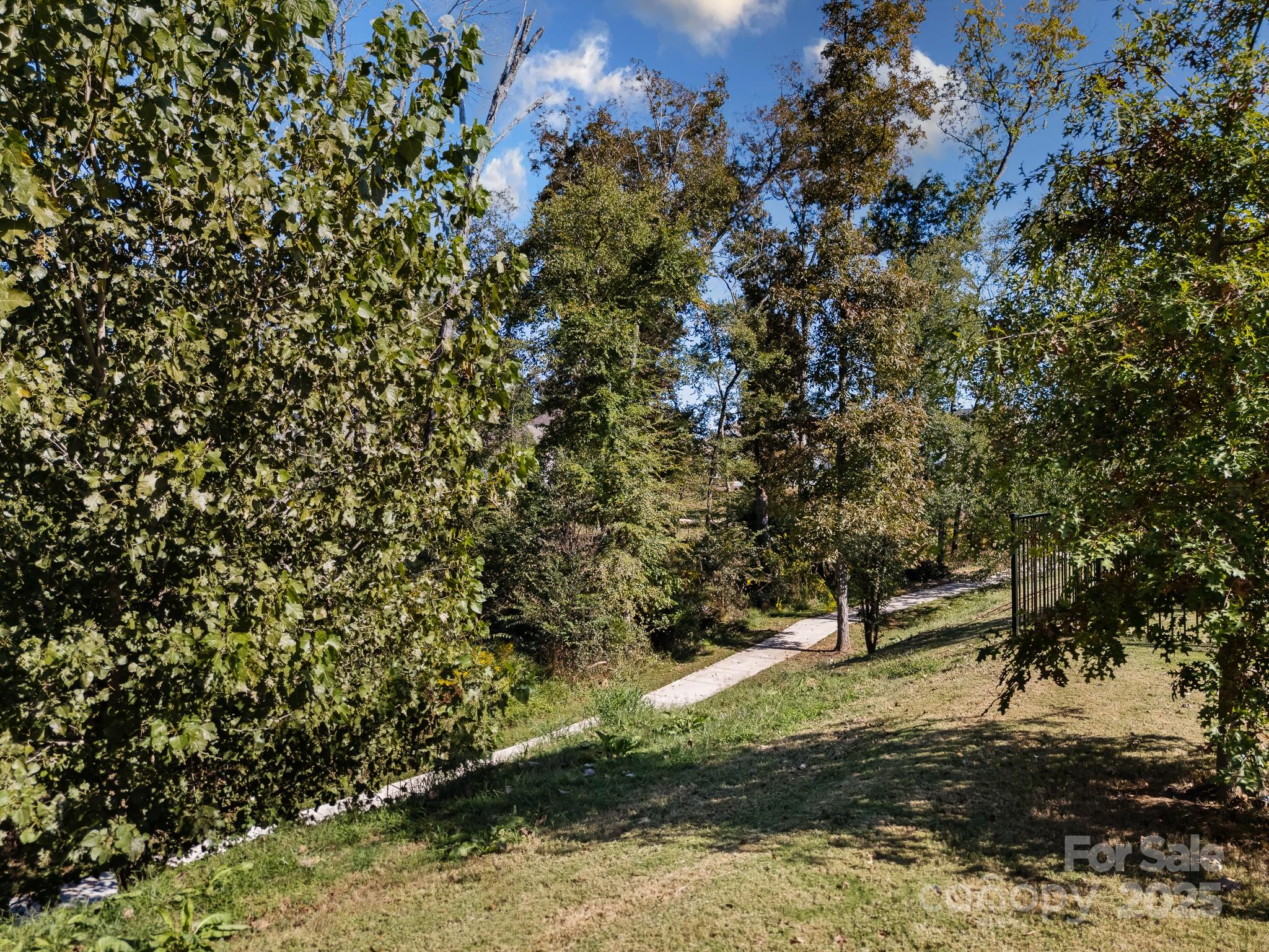 239 Heatherland Drive