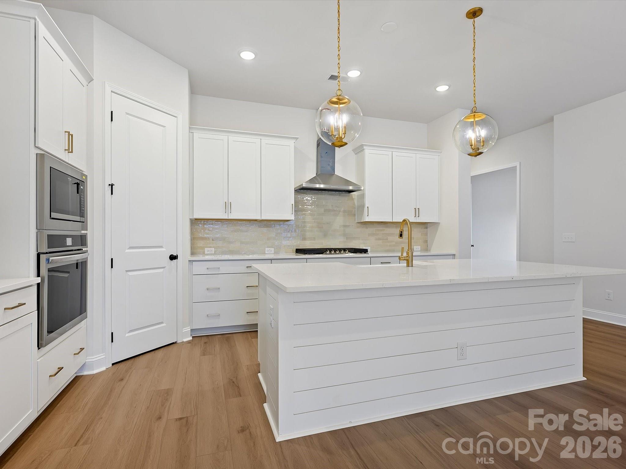 574 Cape Cod Way