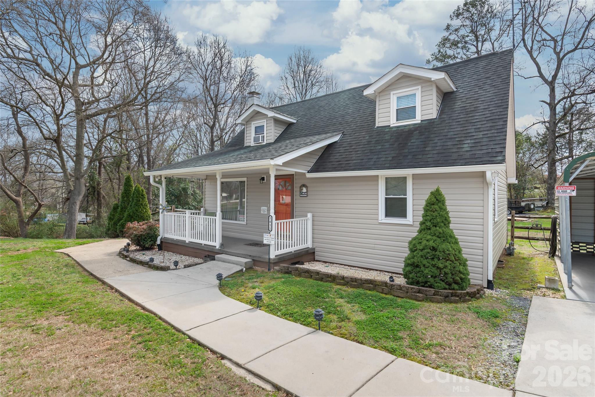 1411 Hensley Road E