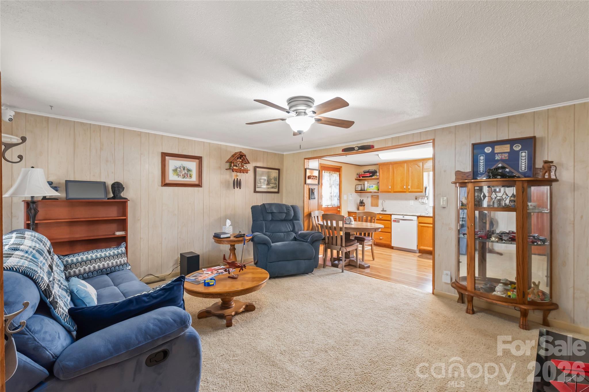 1411 Hensley Road E