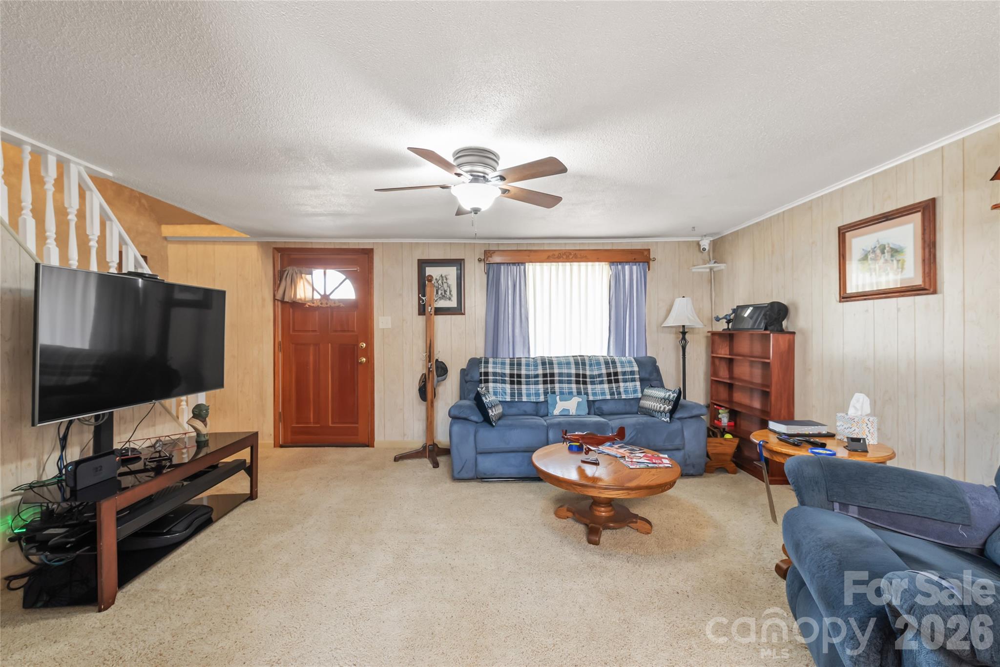 1411 Hensley Road E