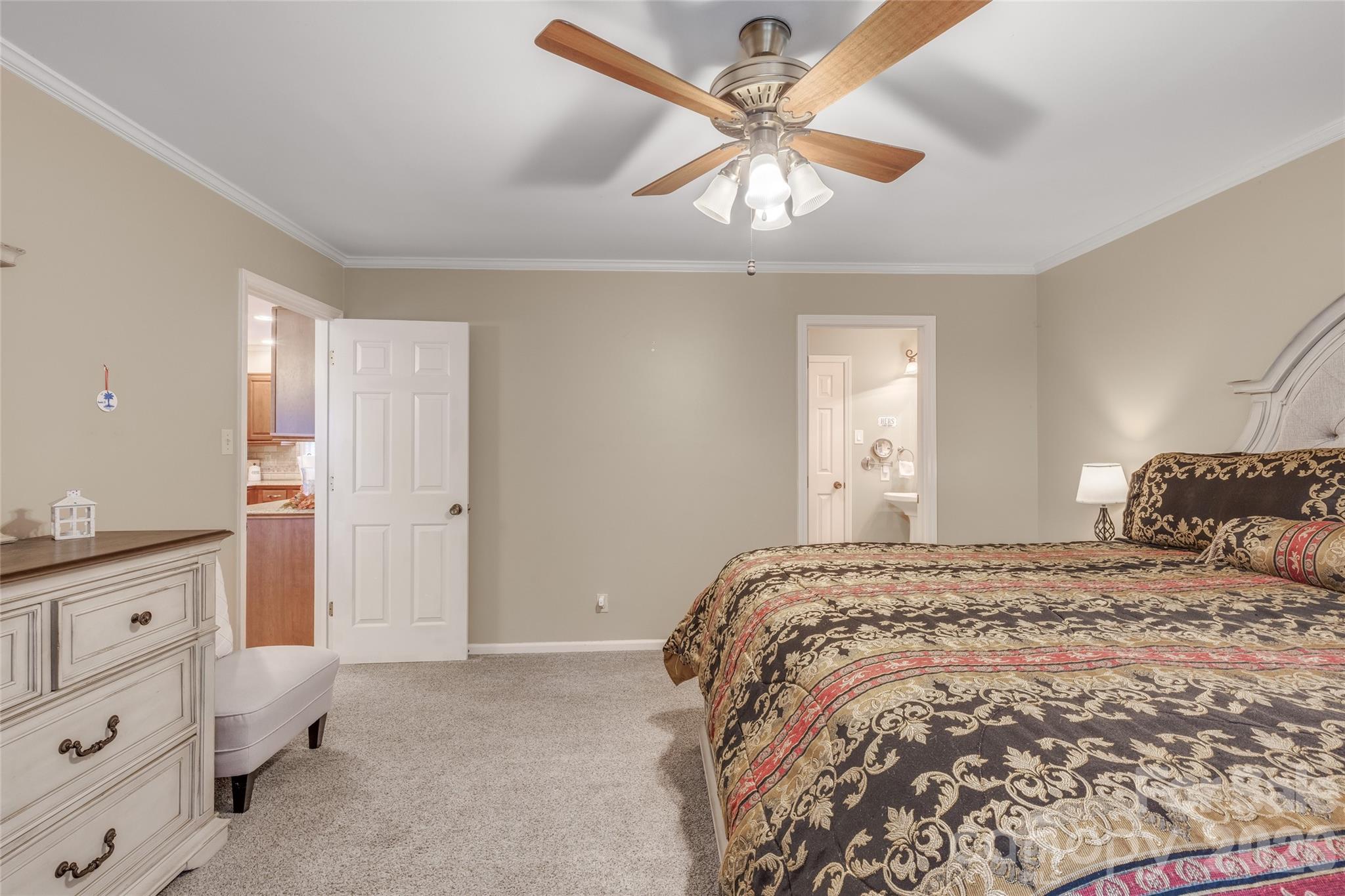 819 Willowhaven Court