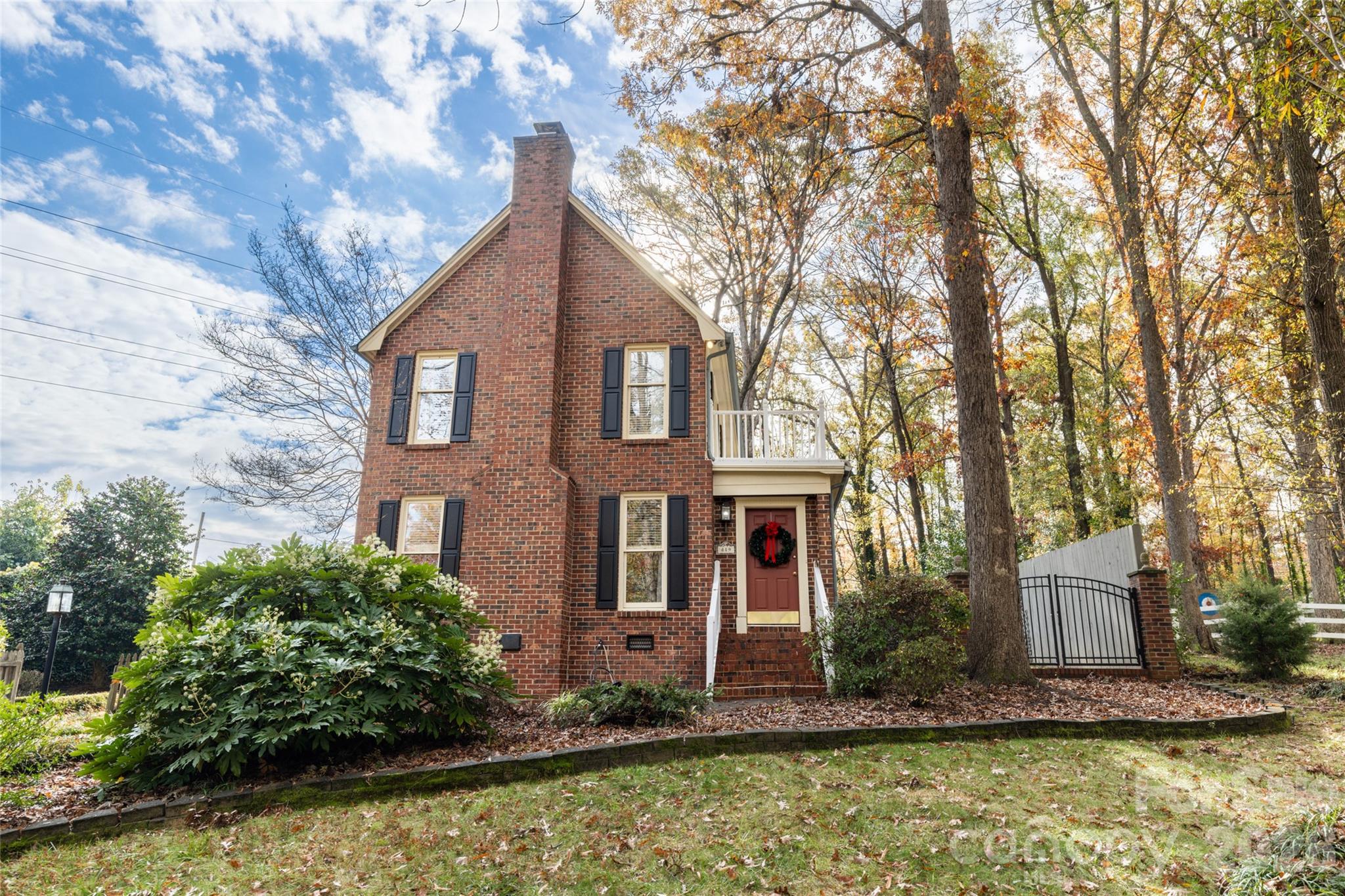 819 Willowhaven Court
