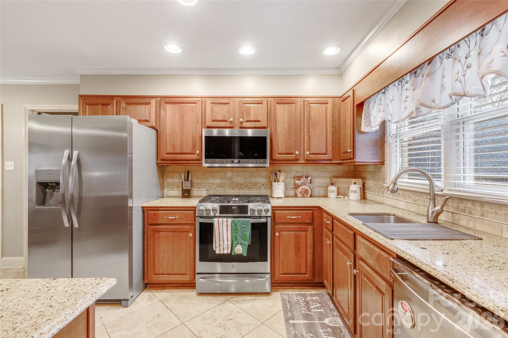 819 Willowhaven Court