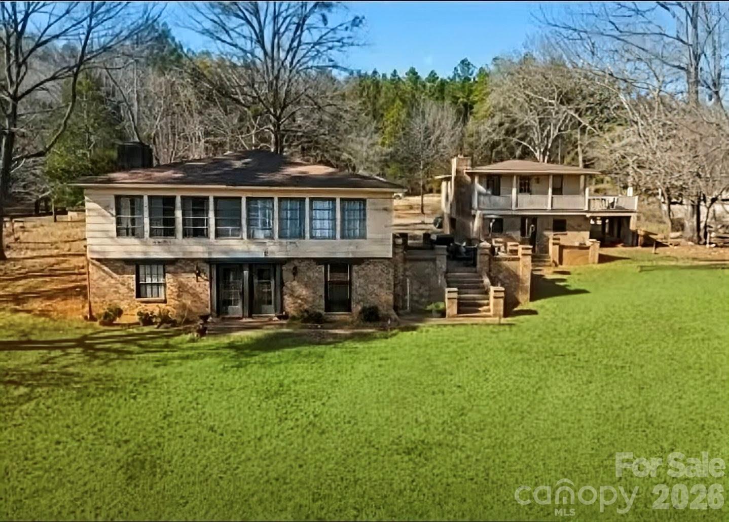 4251 Acacia Road