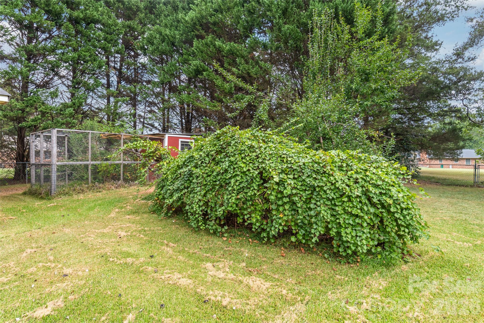 1011 Robin Lane
