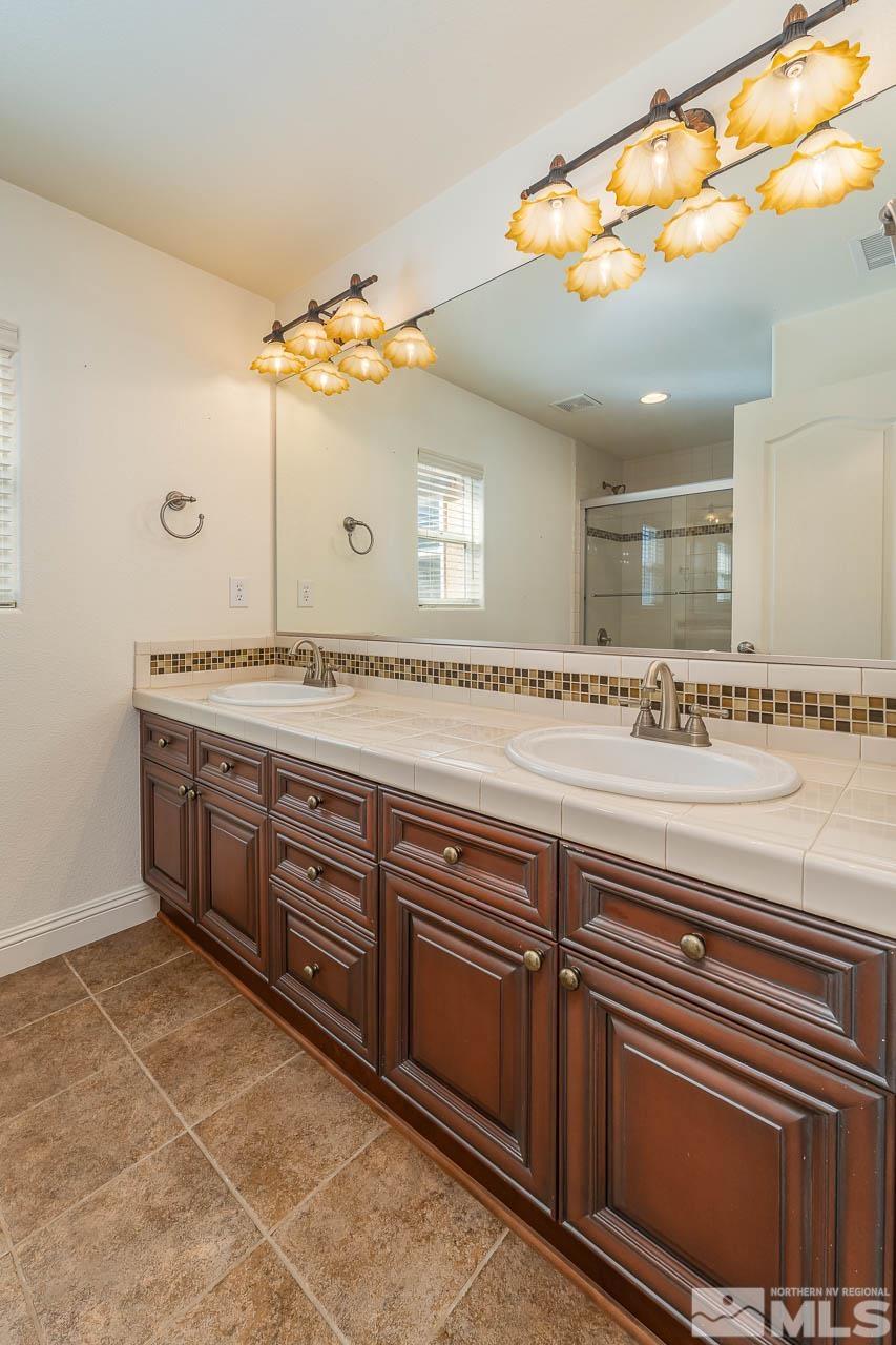 1935 Angel Ridge Drive