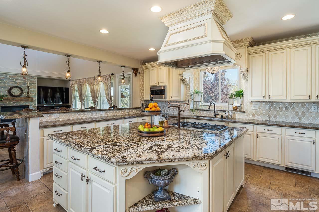6240 Elk Ivory Drive