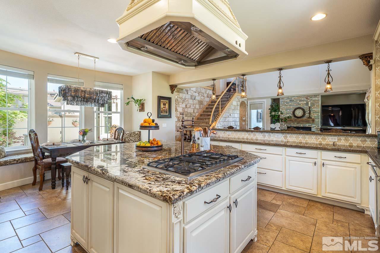 6240 Elk Ivory Drive