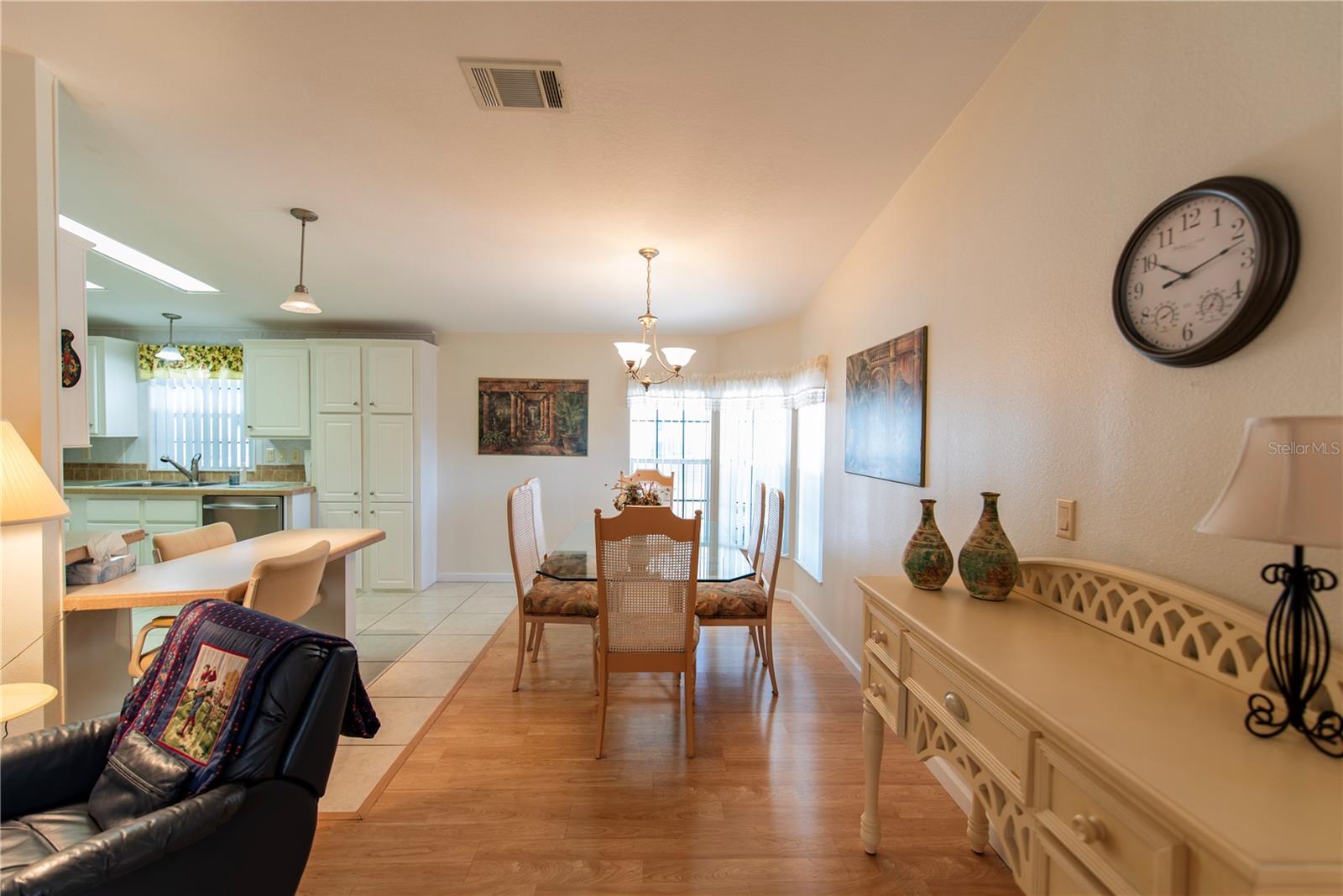 14 EMDEN CIR