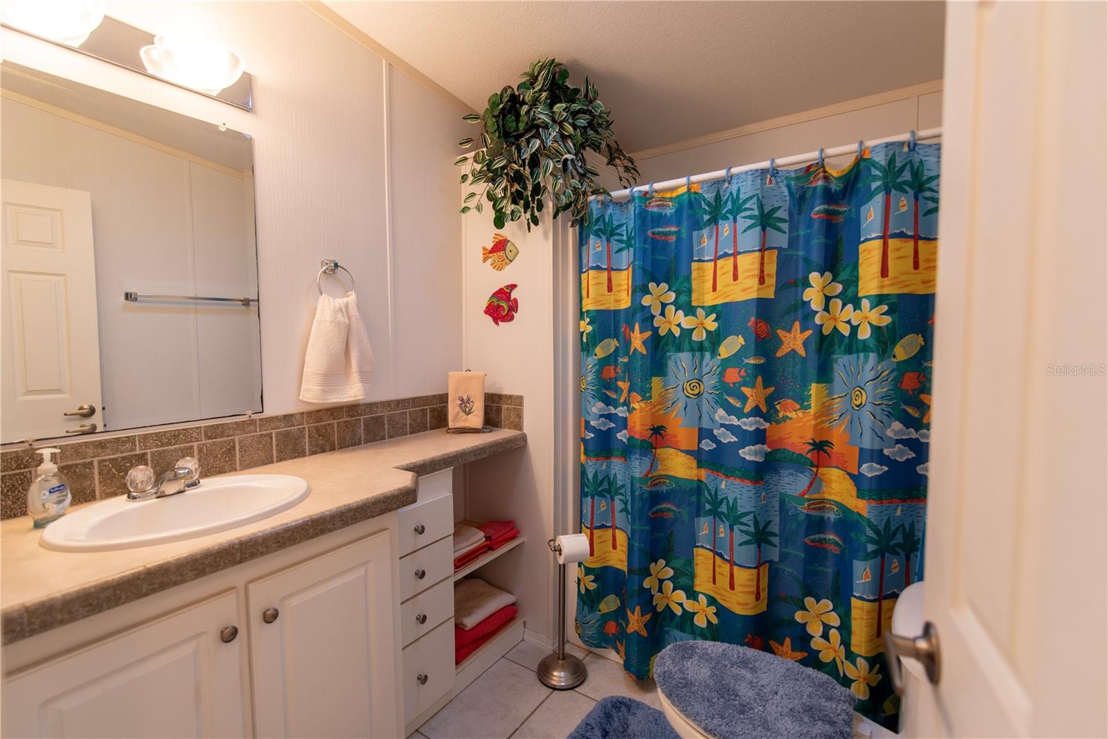 14 EMDEN CIR