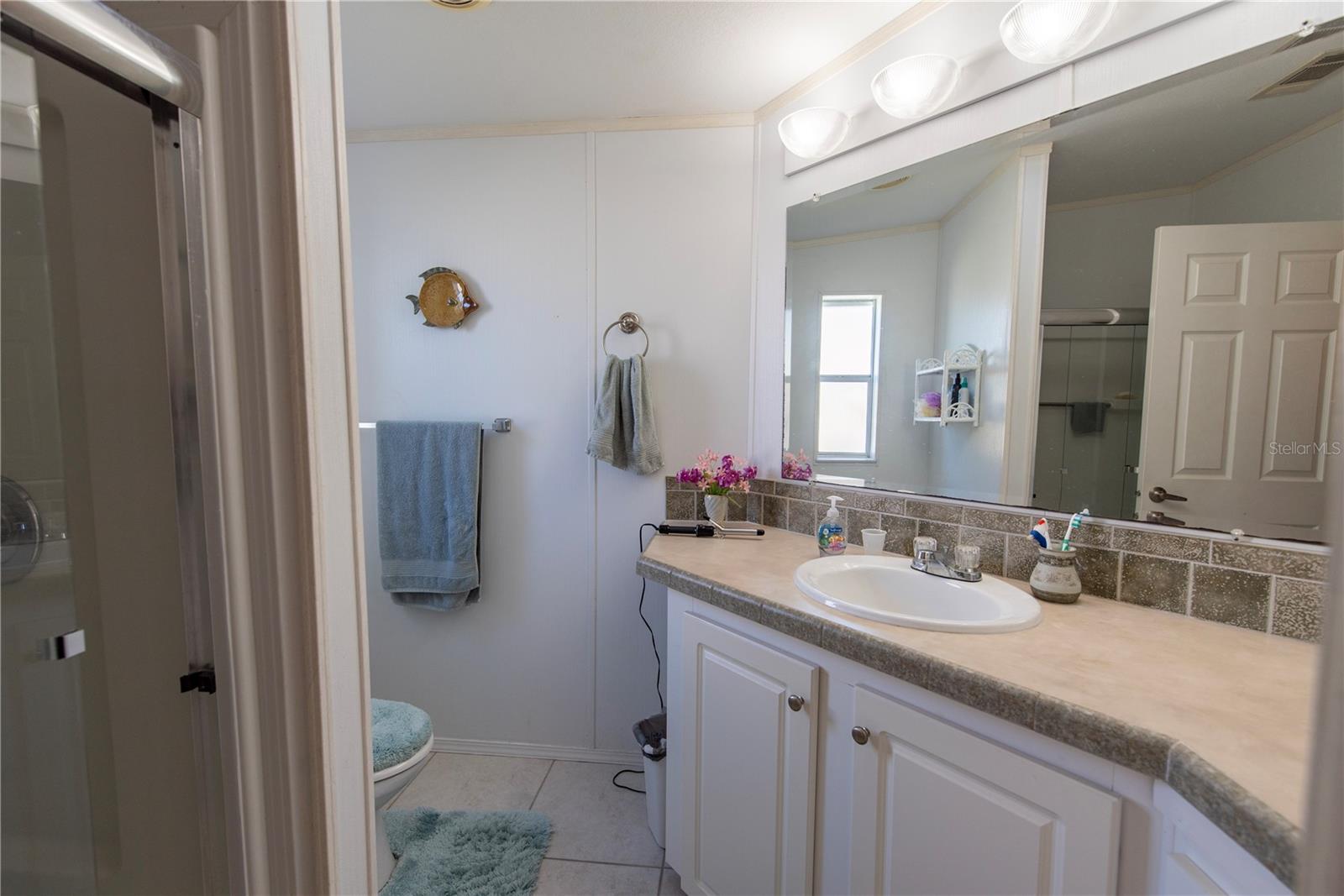 14 EMDEN CIR