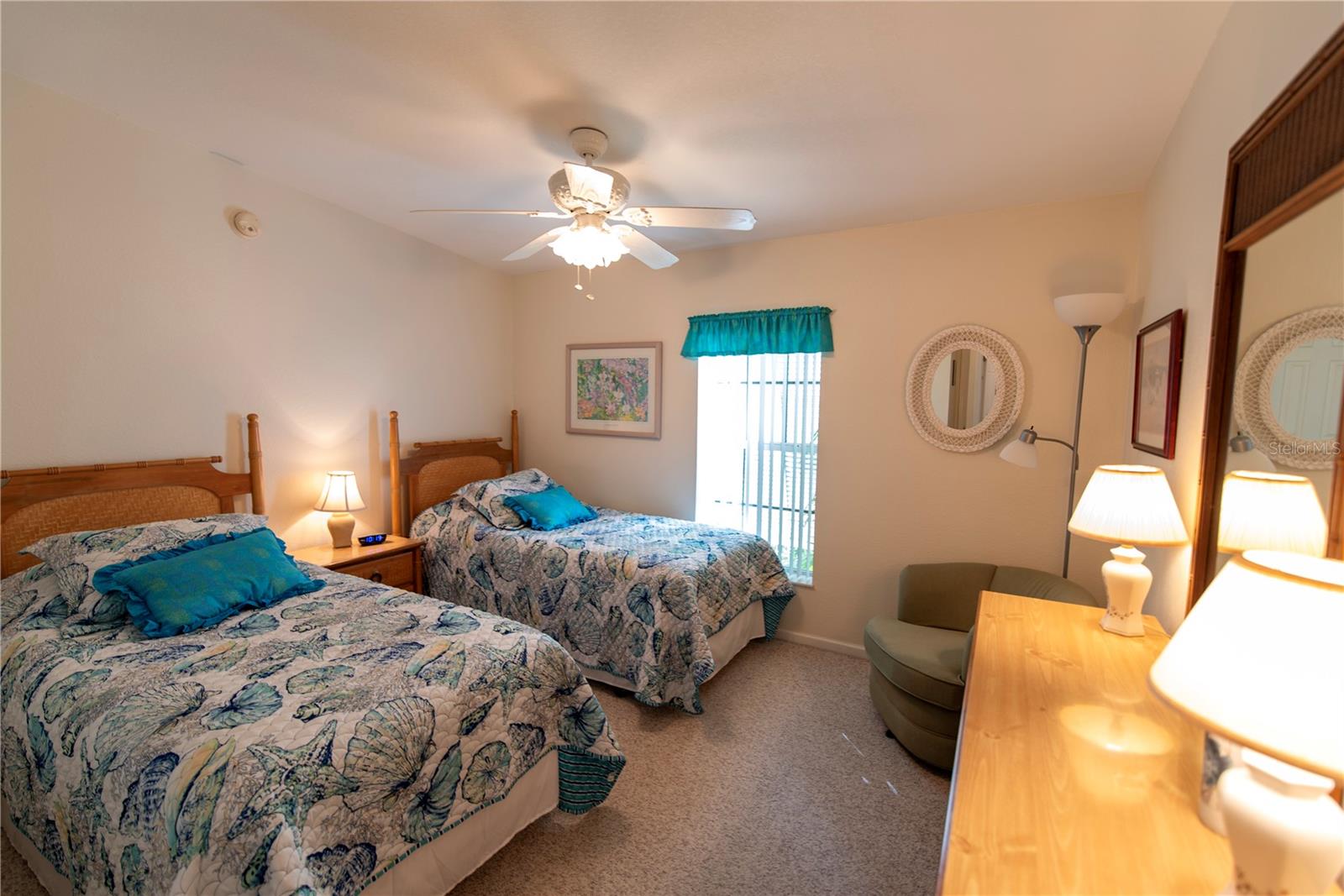 14 EMDEN CIR