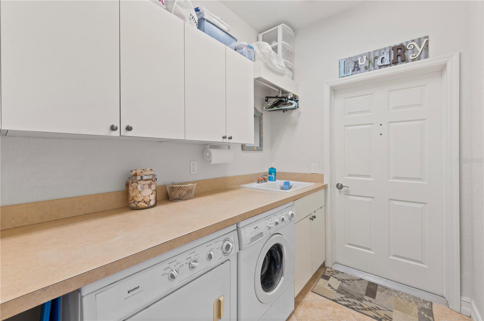 25386 SAINT HELENA LN