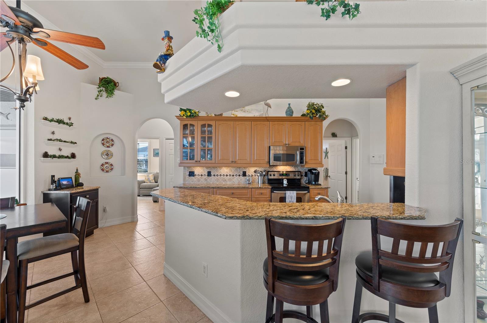 25386 SAINT HELENA LN