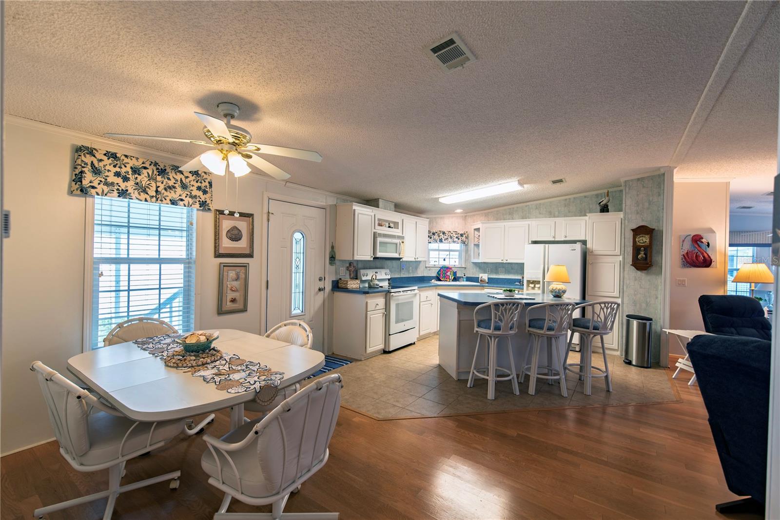 22 BELCHER DR
