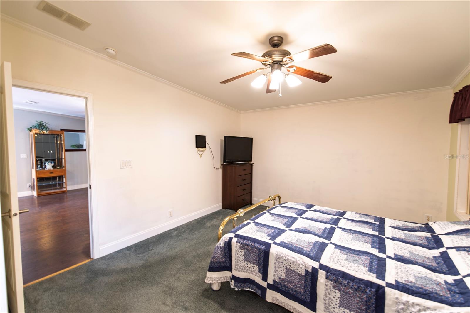 28 WINDMILL BLVD