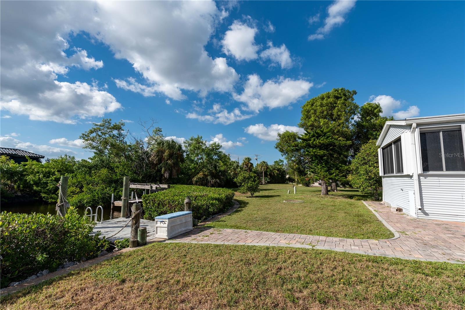 28 WINDMILL BLVD