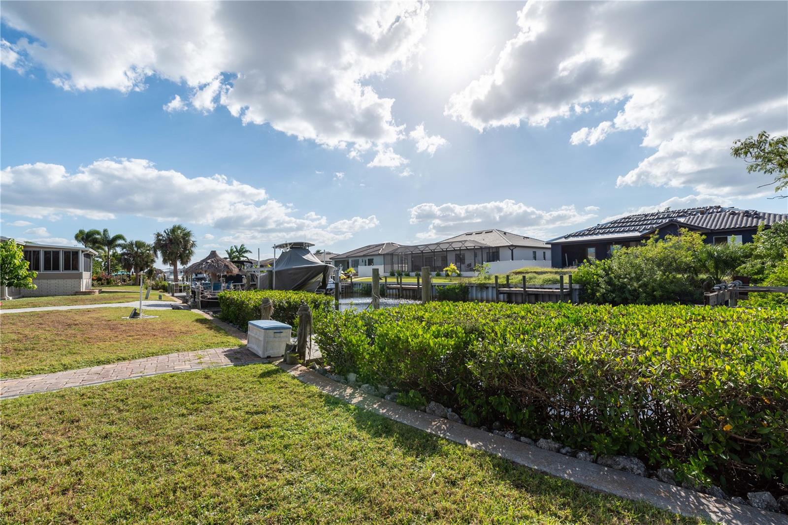 28 WINDMILL BLVD