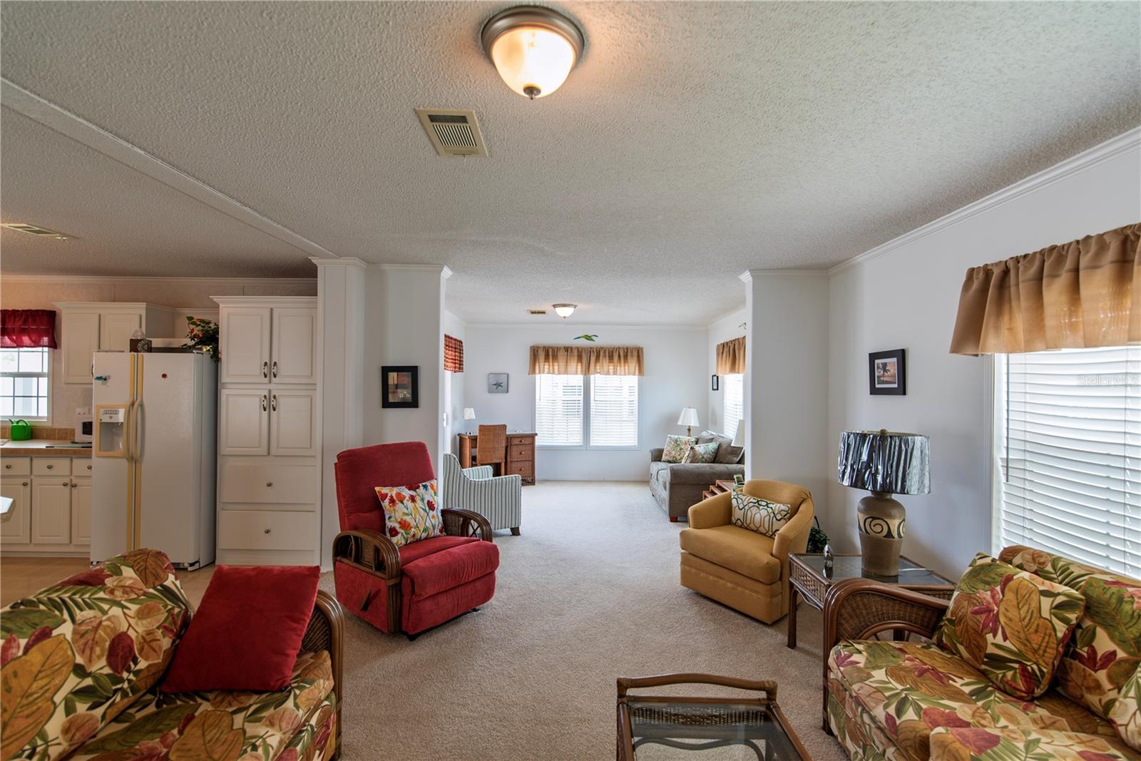 36 FREEMAN AVE