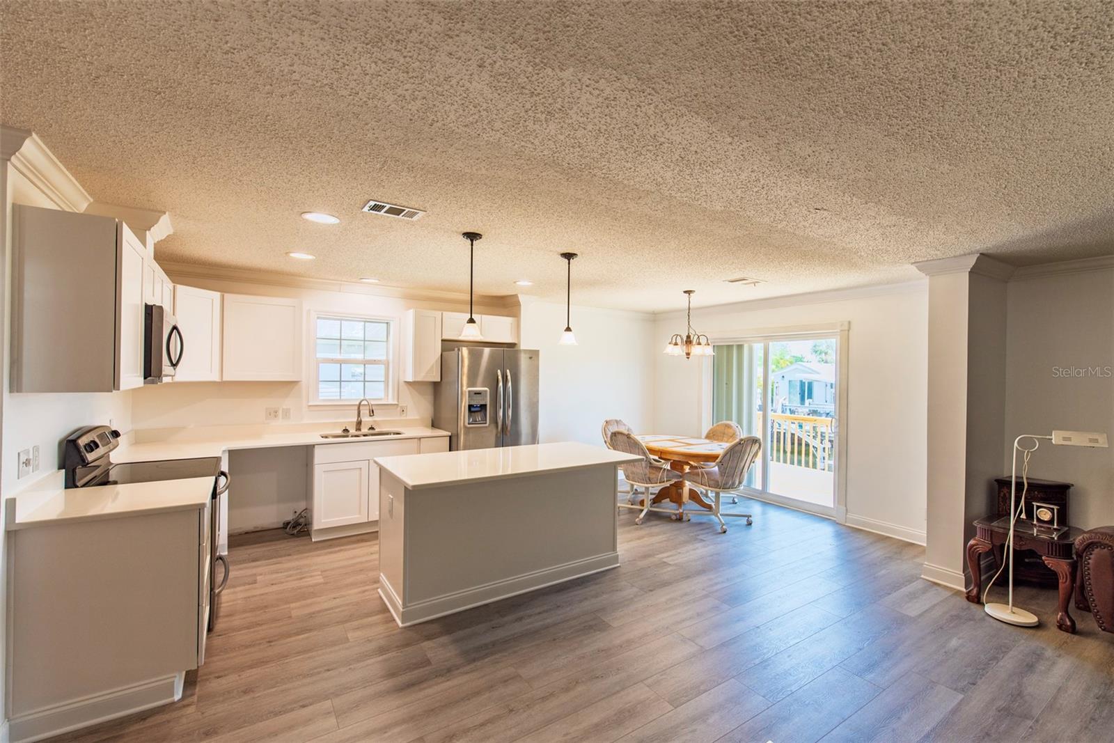 53 ROTTERDAM DR
