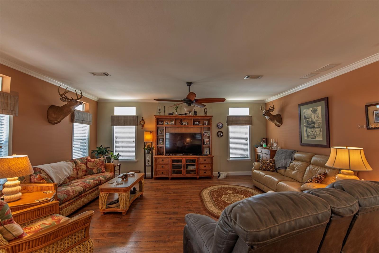 25 ALLIGATOR AVE