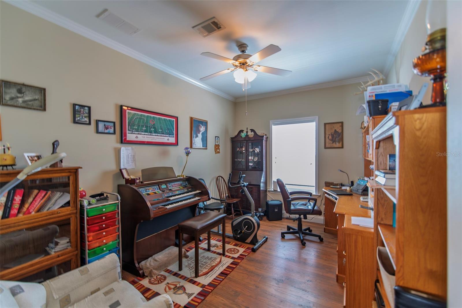 25 ALLIGATOR AVE