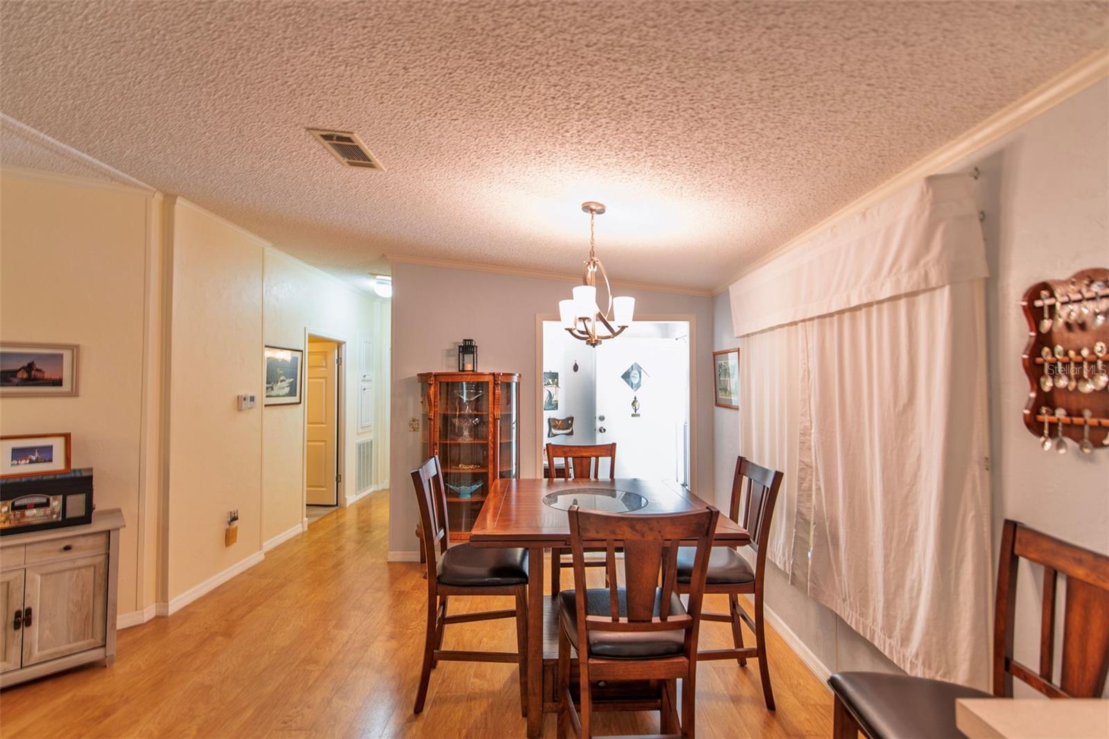 3 ROTTERDAM DR