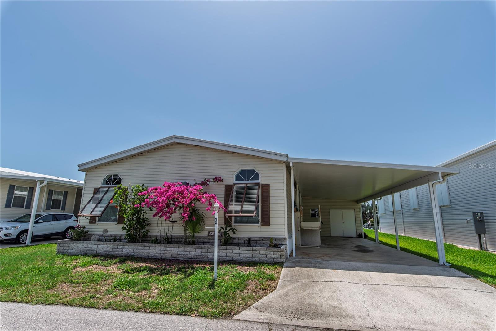 44 WINDMILL BLVD
