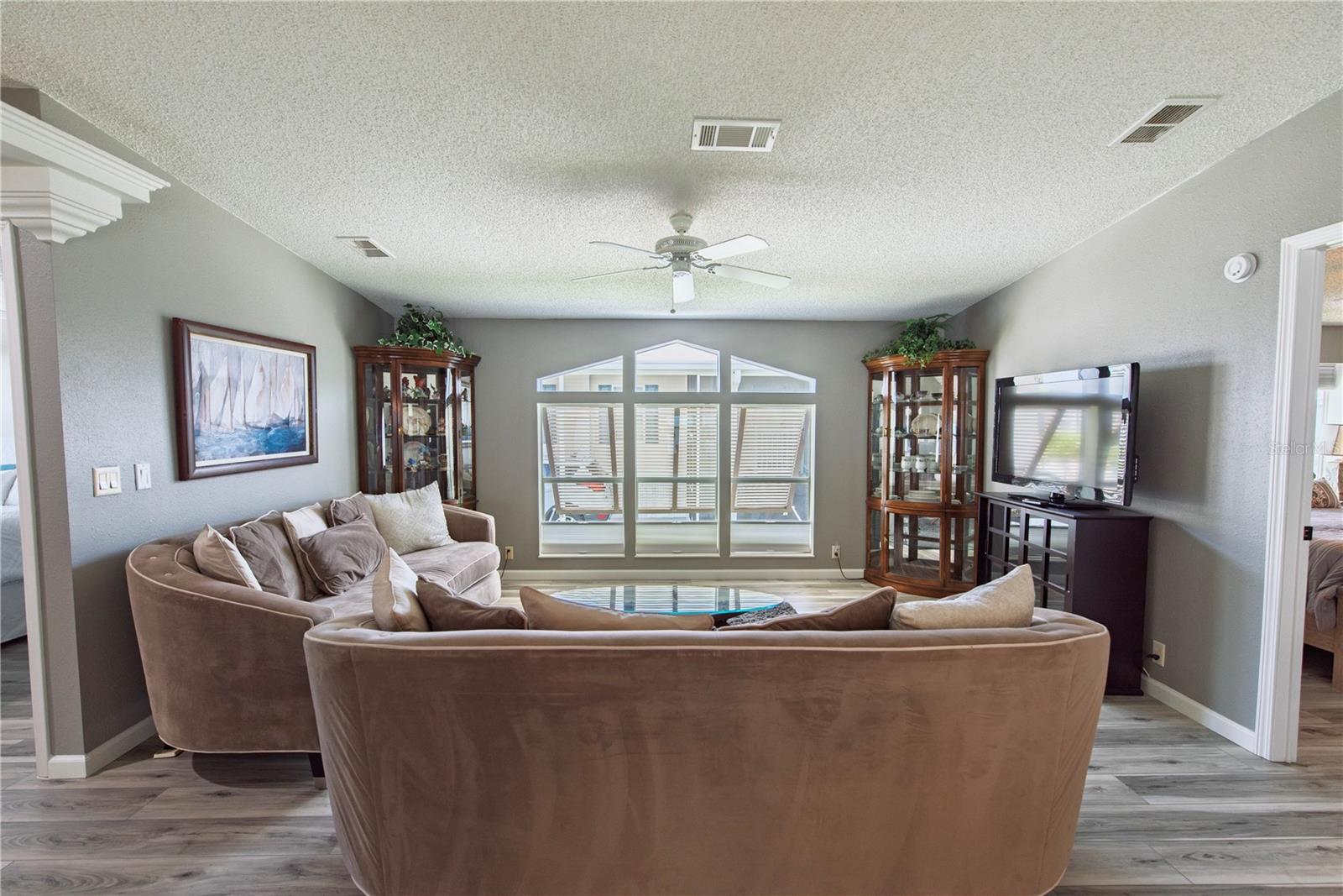 44 WINDMILL BLVD