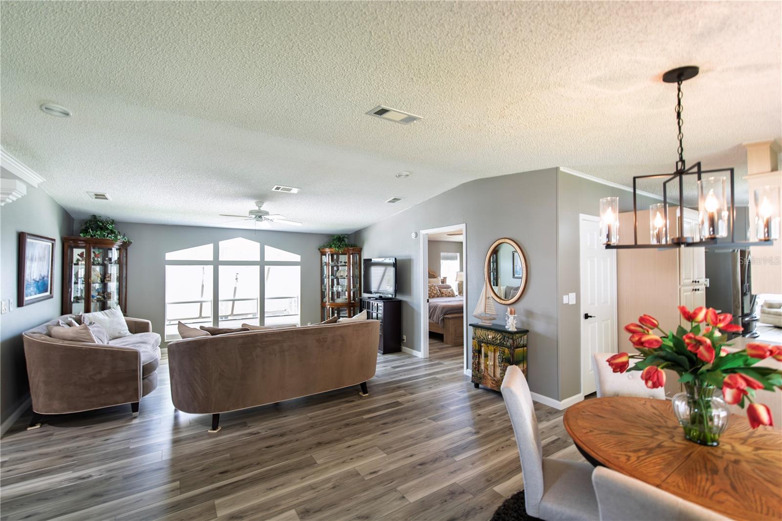 44 WINDMILL BLVD