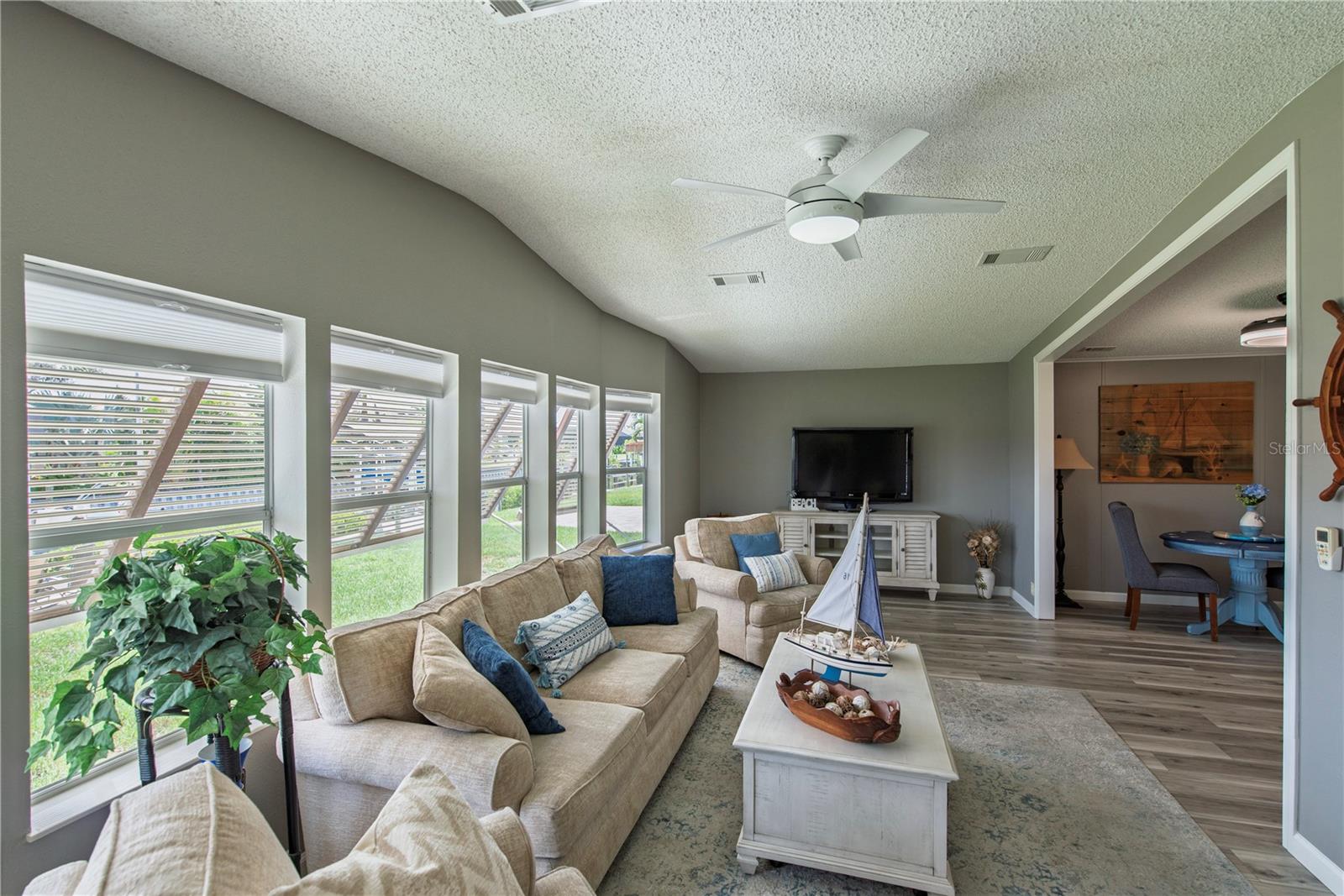 44 WINDMILL BLVD