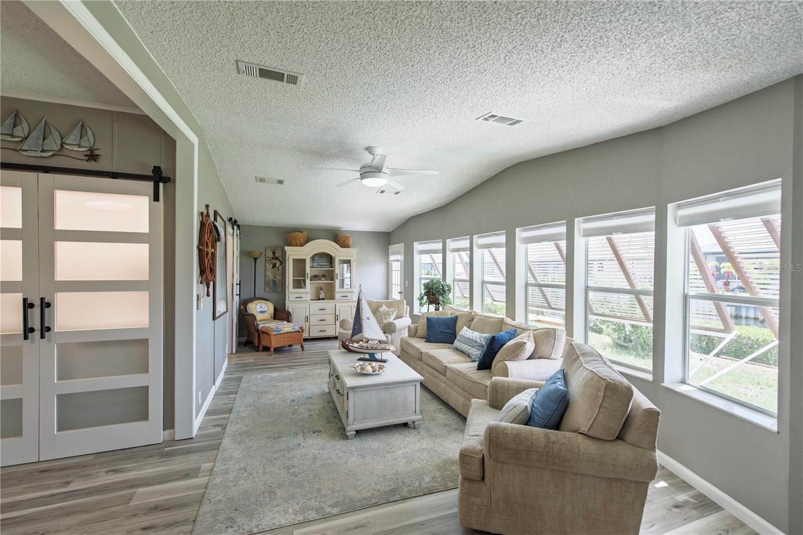 44 WINDMILL BLVD