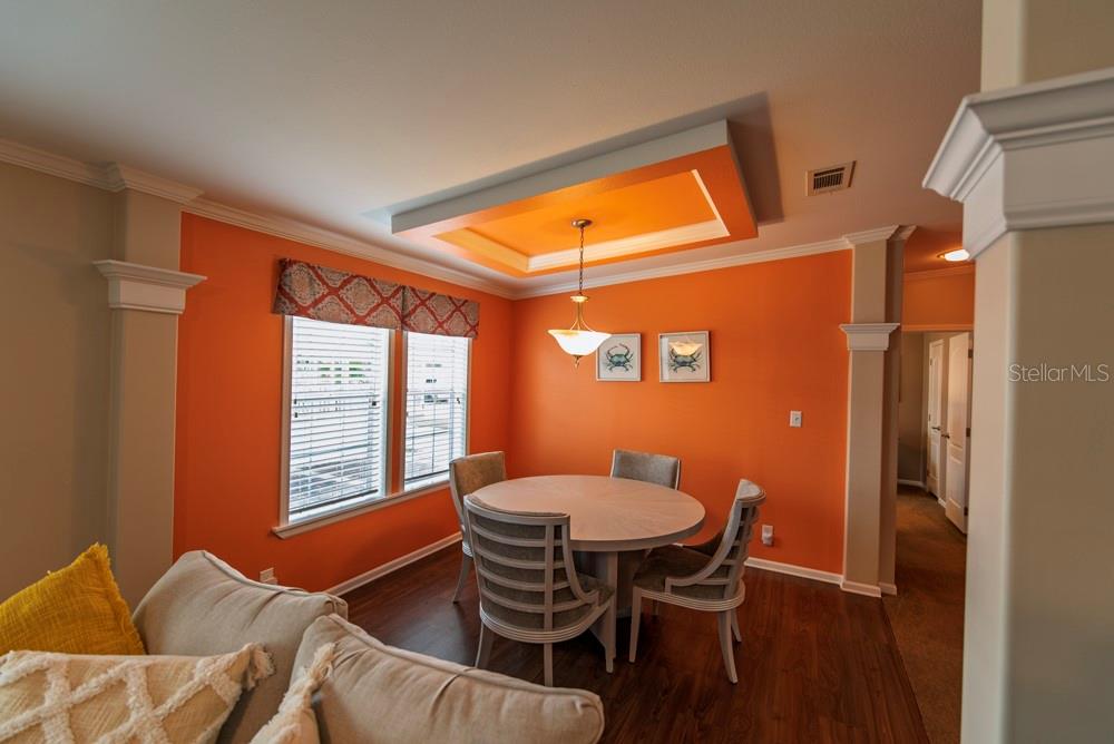 11 BRINK AVE