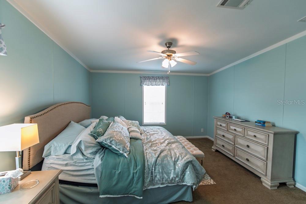 11 BRINK AVE