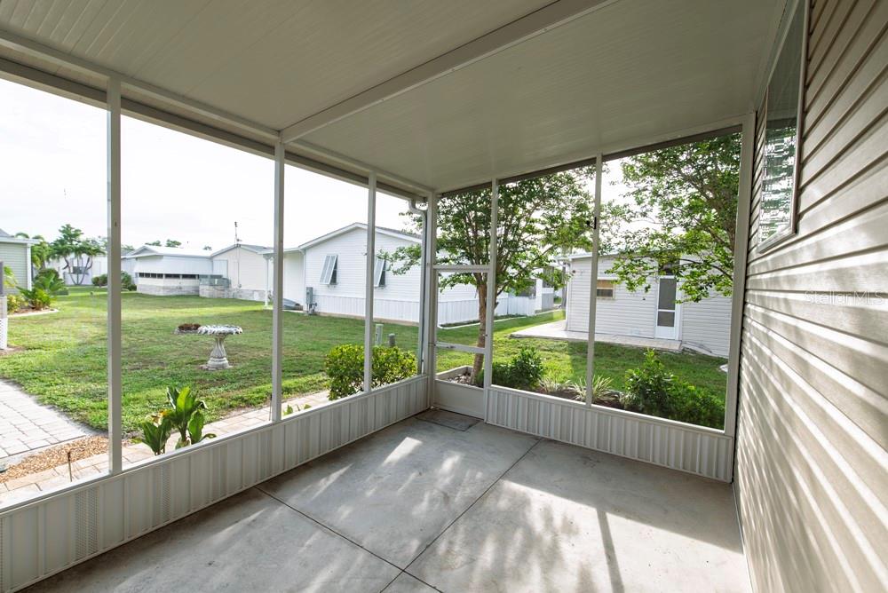 11 BRINK AVE