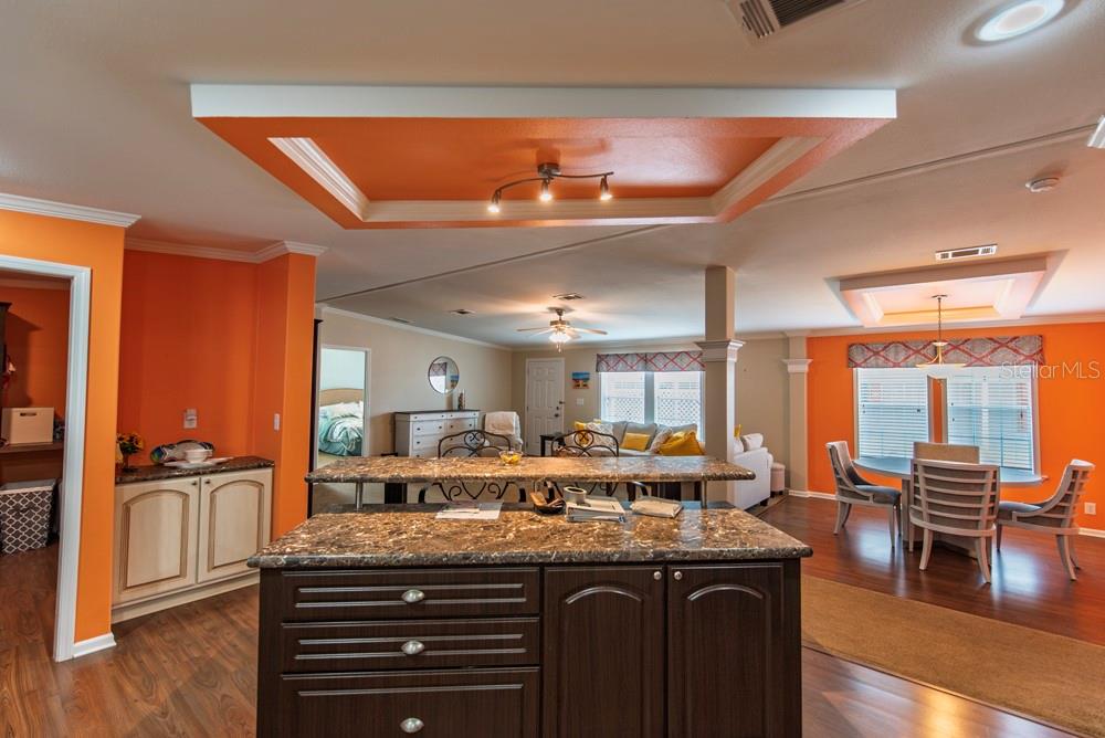11 BRINK AVE
