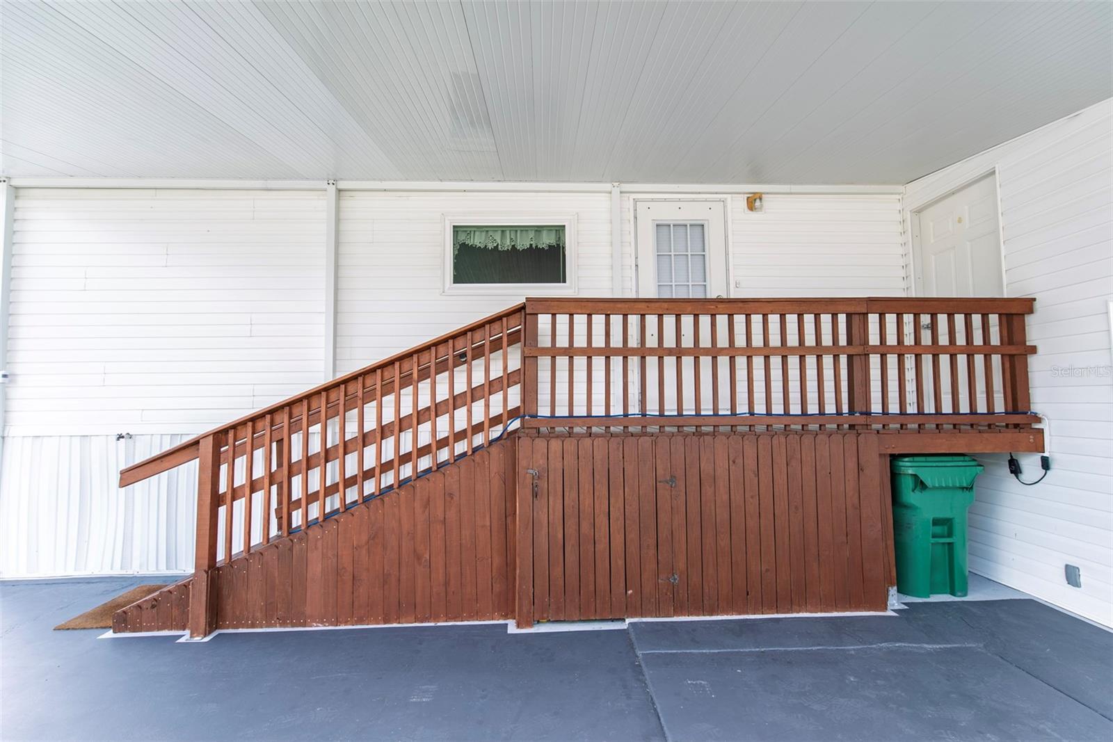 21 BRINK AVE