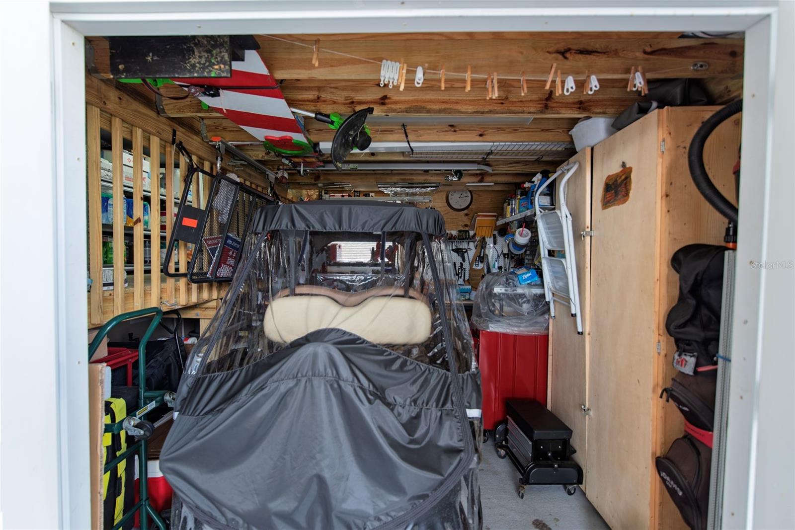 21 BRINK AVE