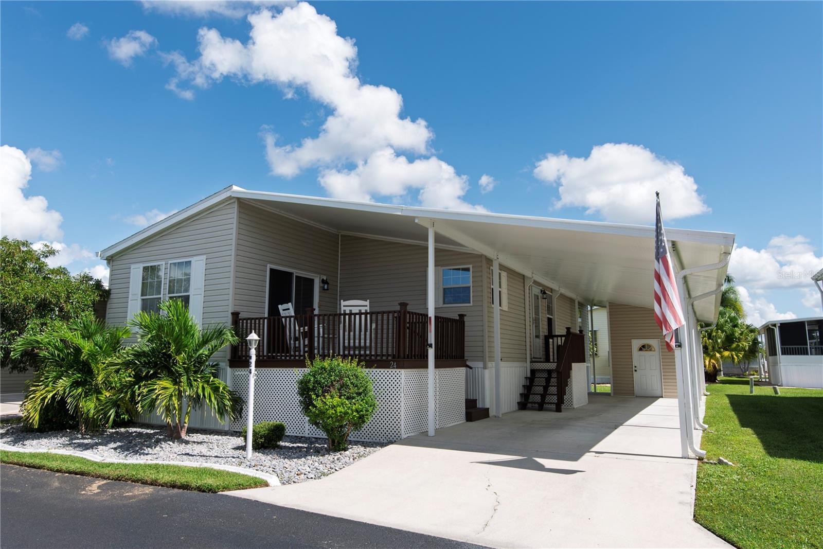24 EMDEN CIR
