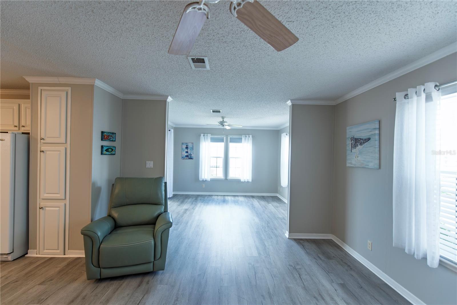 24 EMDEN CIR