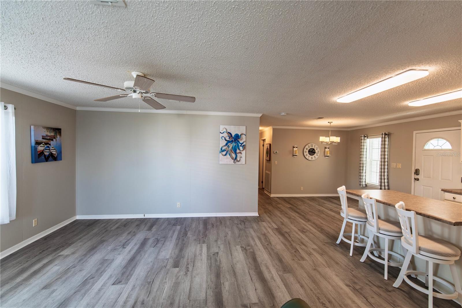 24 EMDEN CIR
