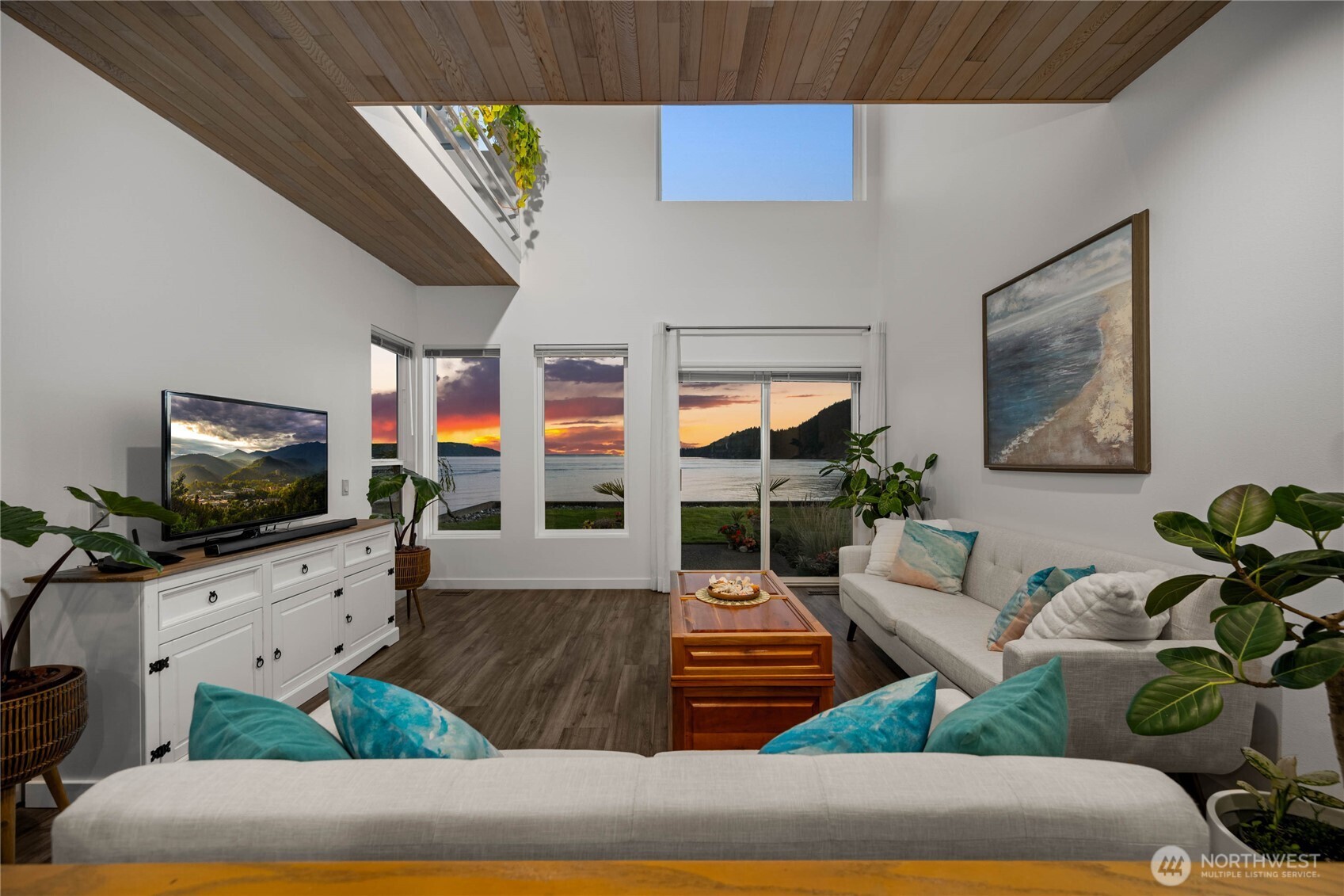 Waterfront Luxury Condo