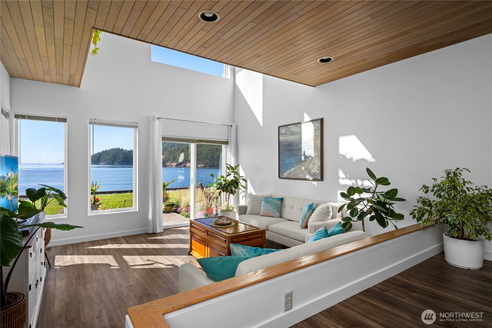 Waterfront Luxury Condo