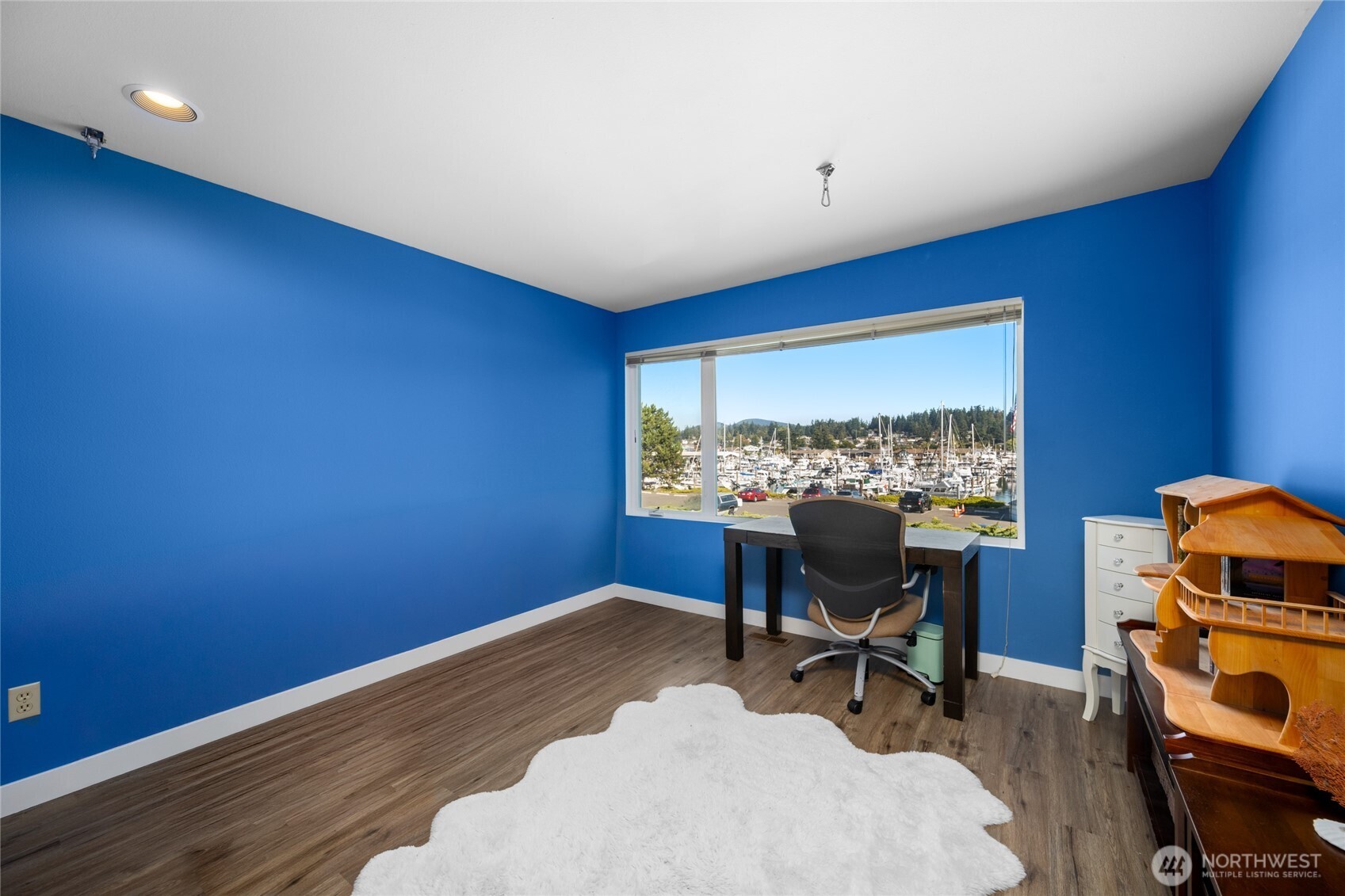 Waterfront Luxury Condo