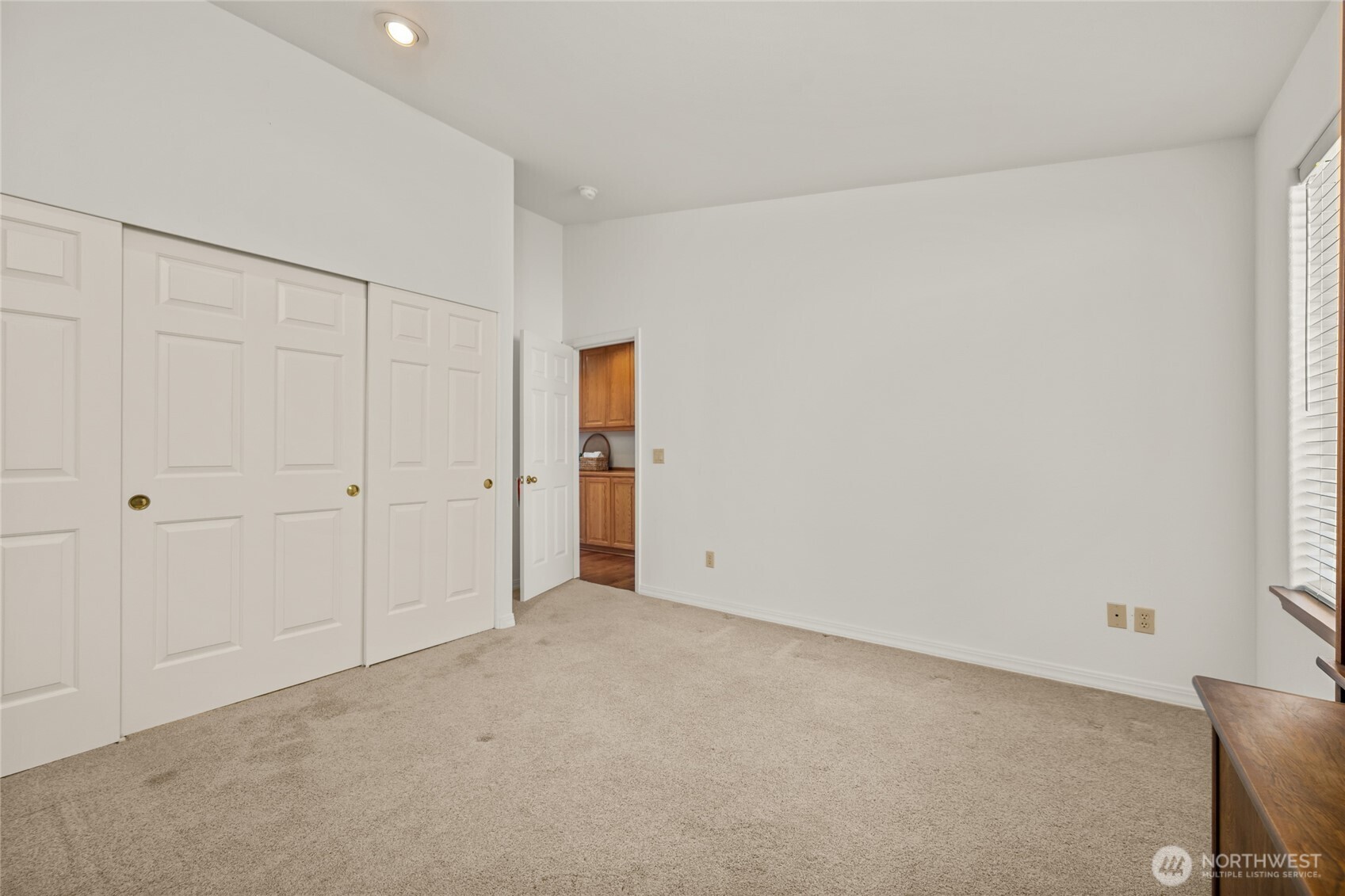 5305 Sterling Drive