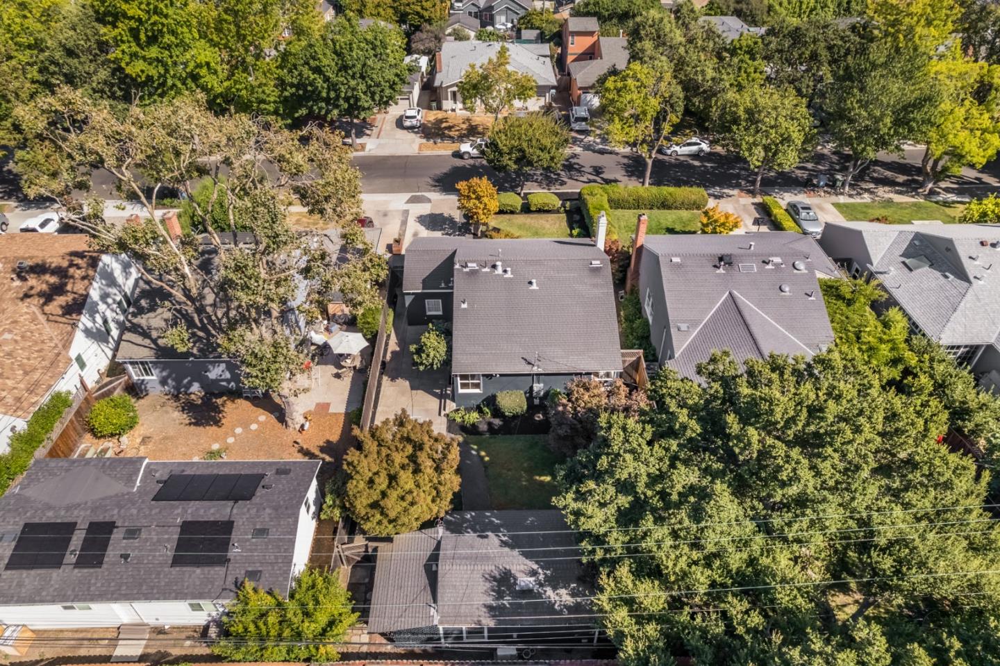 1035 Oakland AVE