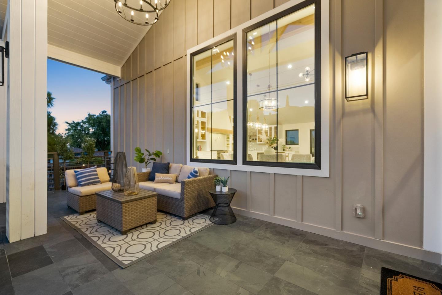 125 Garnet AVE