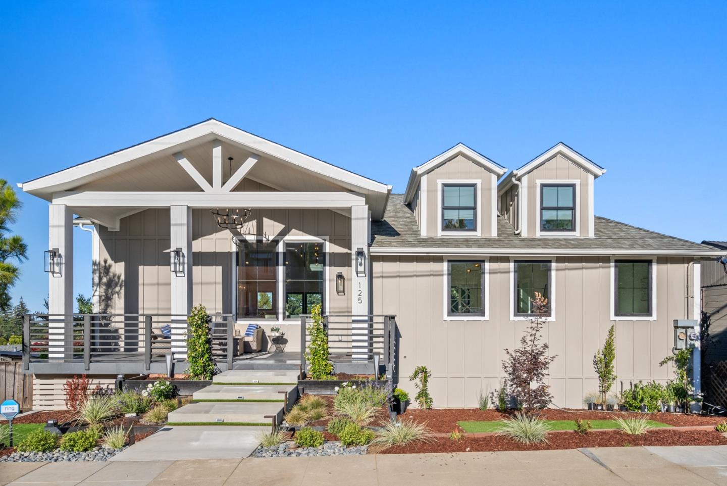 125 Garnet AVE